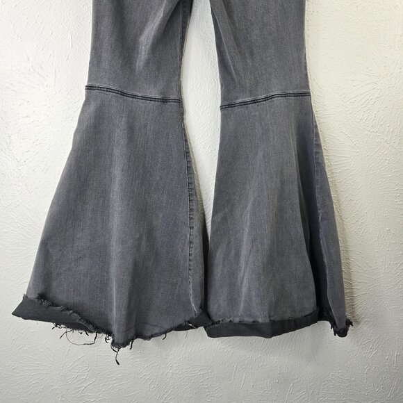 Free People Flare Jeans 31 High Waisted Faded Wash Stretch Bell Bottom Denim - Picture 9 of 12